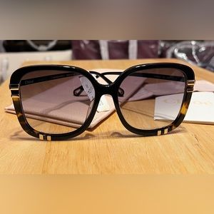 Chole Women’s Sunglasses with dust cloth authentication papers and case